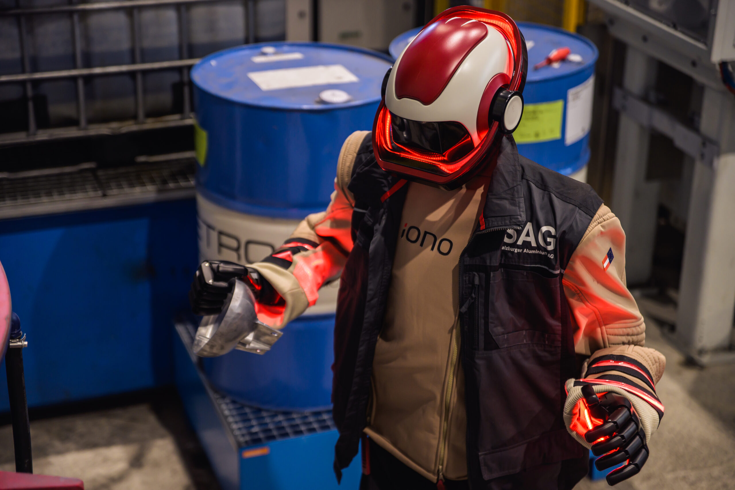 IONO Robotics und SAG testen humanoide Robotik im industriellen Einsatz