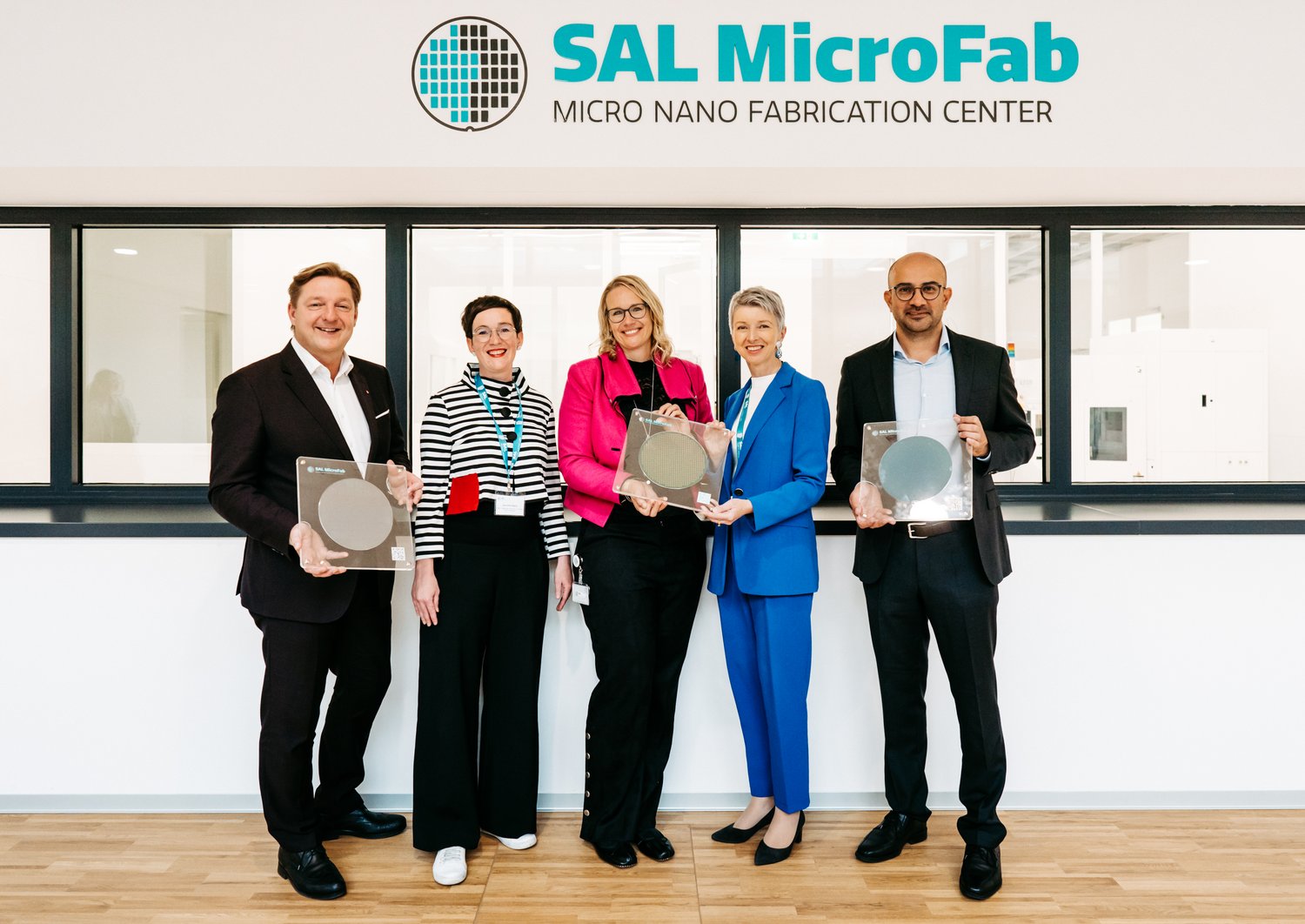Silicon Austria Labs eröffnet größten Reinraum Österreichs